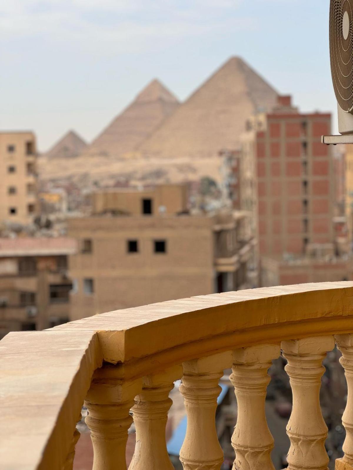 Adam Pyramid View 2*